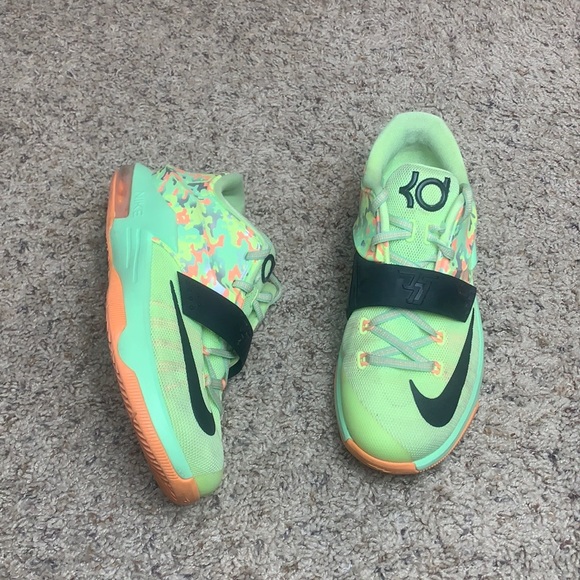 Nike Shoes - Nike KD 7